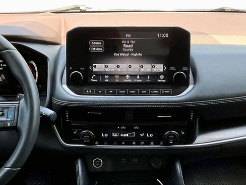 Used 2021 Nissan Rogue Platinum AWD/4WD image 7