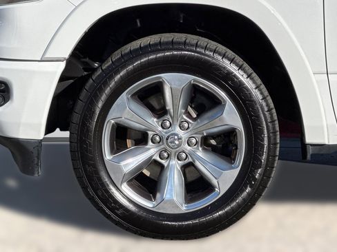 Used 2020 RAM 1500 Limited image 11
