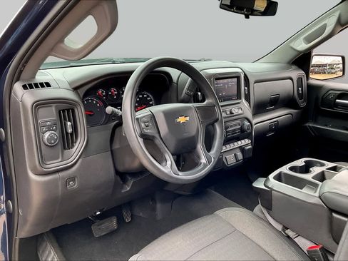 Certified 2022 Chevrolet Silverado 1500 Custom RWD image 17