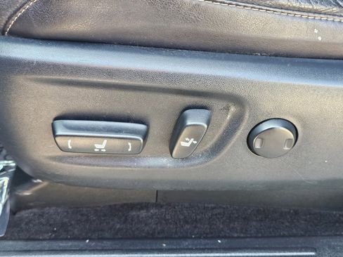 Used 2018 Lexus GX 460 Premium w/ Premium Package image 32