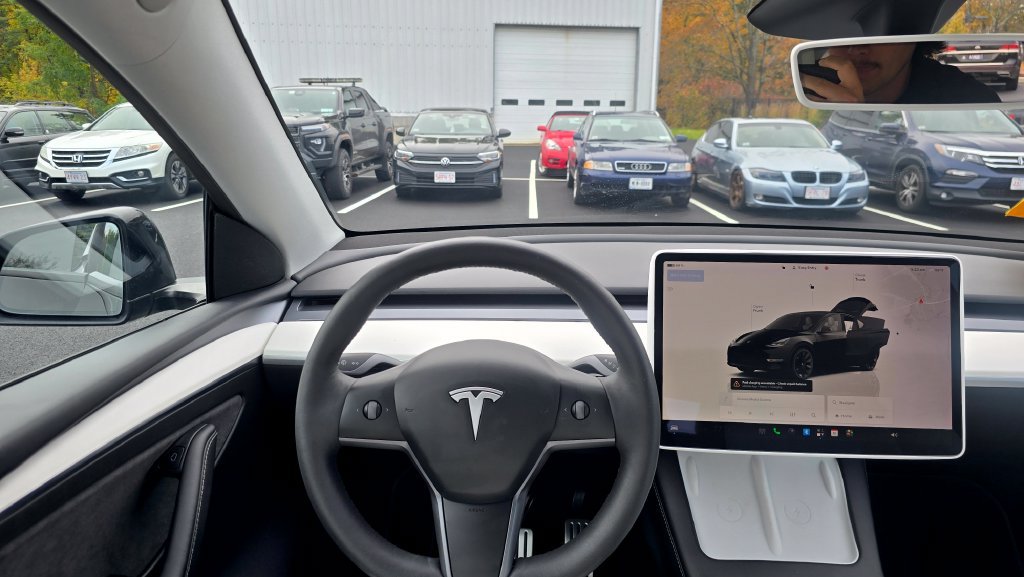 Used 2023 Tesla Model Y Long Range AWD/4WD image 14