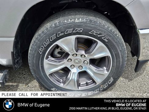 Used 2023 RAM 1500 Laramie AWD/4WD image 9