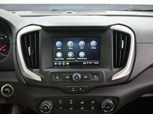 Used 2024 GMC Terrain SLE AWD/4WD image 22