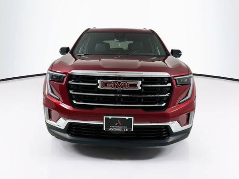 Used 2025 GMC Acadia Elevation w/ Elevation Premium Package FWD image 2