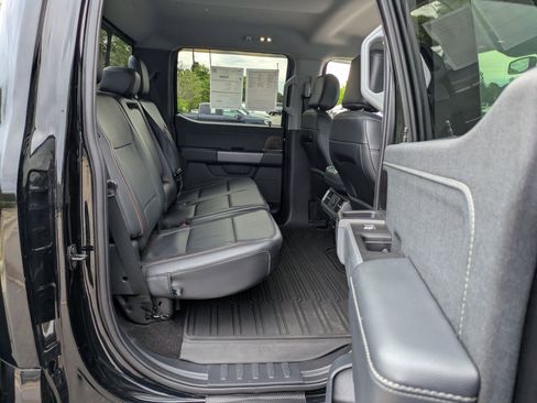 Used 2022 Ford F150 Lariat w/ Trailer Tow Package AWD/4WD image 40