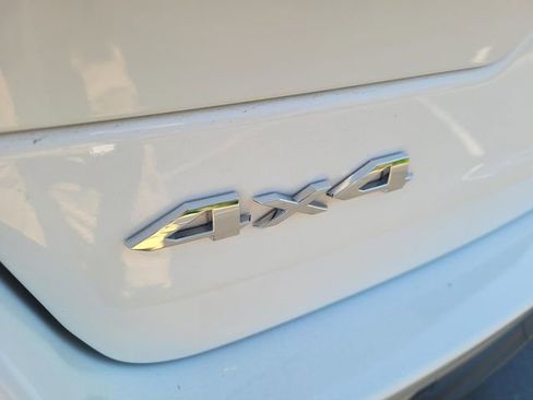 Used 2023 Jeep Grand Cherokee Limited AWD/4WD image 25