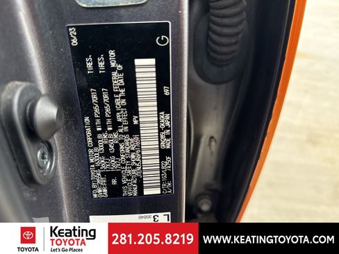 Used 2023 Toyota 4Runner SR5 Premium w/ Moonroof Package image 2