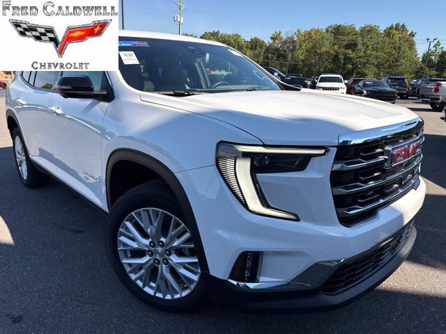 Used 2026 GMC Acadia Elevation w/ Elevation Premium Package FWD image 1
