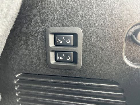 Used 2022 INFINITI QX80 Sensory w/ Cargo Package image 31