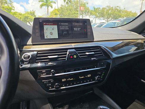 Used 2018 BMW M550i xDrive w/ Driving Assistance Package AWD/4WD image 18