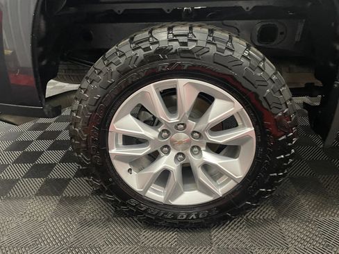 Used 2023 Chevrolet Silverado 1500 Custom AWD/4WD image 19