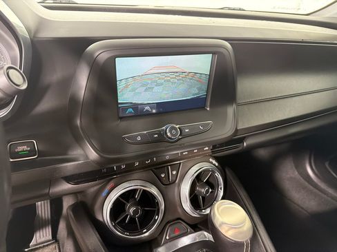 Used 2017 Chevrolet Camaro LT RWD image 14