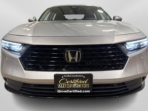 Used 2024 Honda Accord EX-L image 10