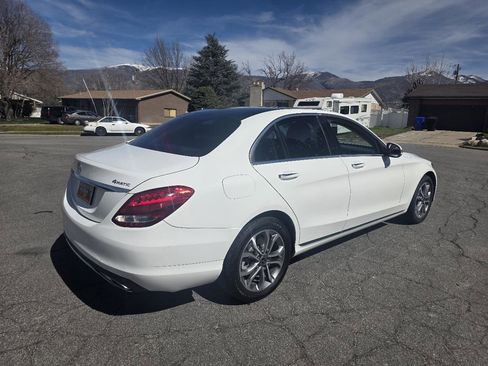 Used 2017 Mercedes-Benz C 300 C 300 4MATIC Sedan image 3