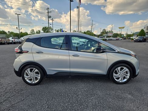 Used 2023 Chevrolet Bolt LT w/ Driver Confidence Package image 6