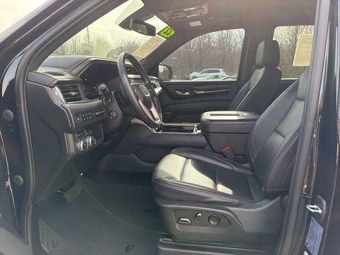 Used 2022 GMC Yukon Denali image 10