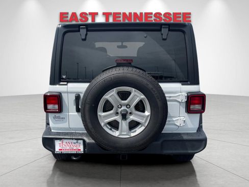 Used 2023 Jeep Wrangler Unlimited Sport AWD/4WD image 4