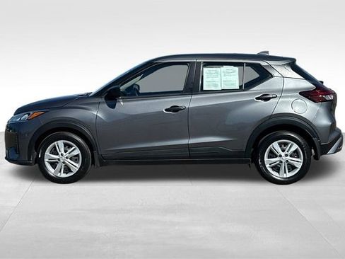 Certified 2025 Nissan Kicks Play S FWD image 7