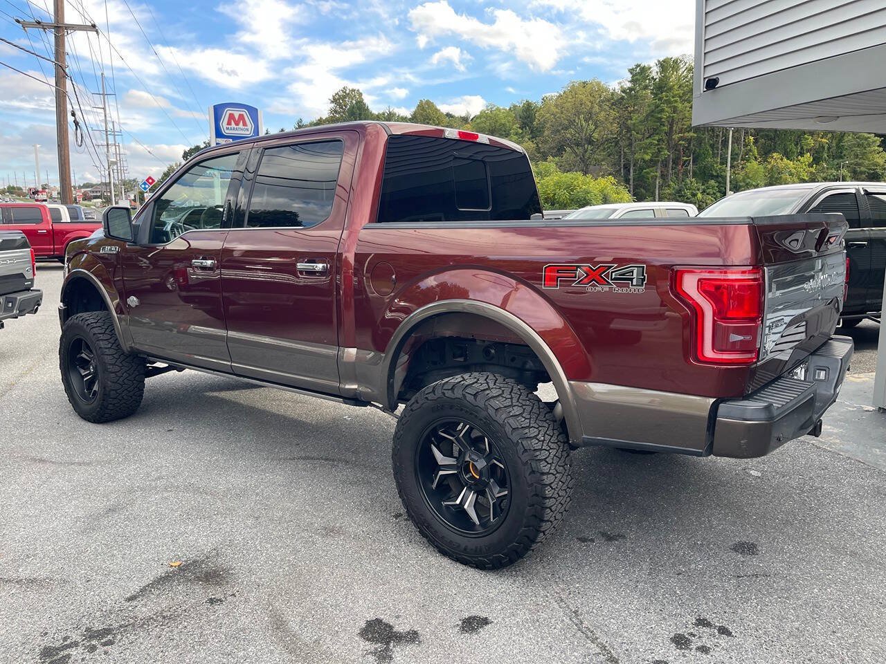 Used 2017 Ford F150 King Ranch w/ Equipment Group 601A Luxury AWD/4WD image 6