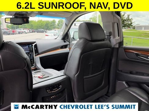 Used 2016 Cadillac Escalade ESV Luxury AWD/4WD image 52
