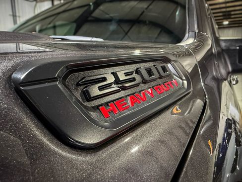 Used 2024 RAM 2500 Big Horn w/ Night Edition AWD/4WD image 8