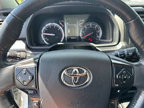 Used 2023 Toyota 4Runner TRD Off-Road Premium w/ Off Road Premium Plus Package AWD/4WD image 25