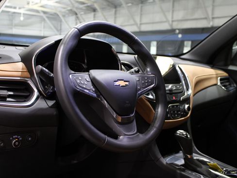 Used 2021 Chevrolet Equinox Premier image 24