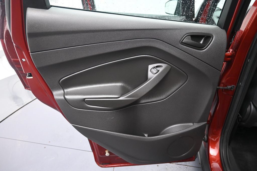 Used 2016 Ford Escape S FWD image 25