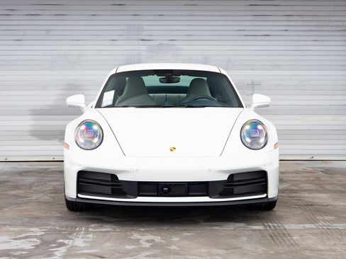 Used 2026 Porsche 911 Carrera image 25