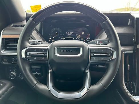 Used 2025 GMC Yukon Denali w/ Denali Reserve Package AWD/4WD image 28