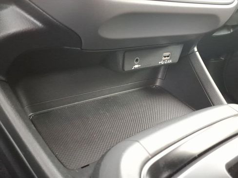 Used 2024 Subaru Crosstrek 2.0i AWD/4WD image 28