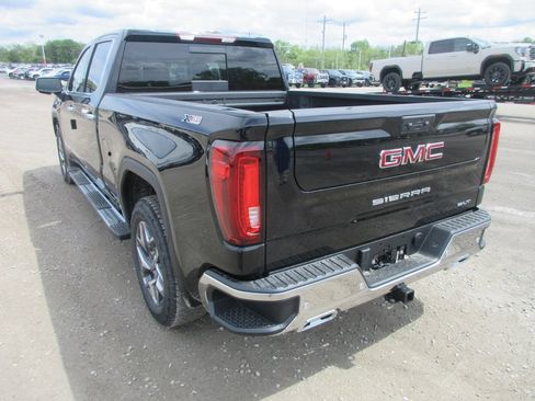 New 2026 GMC Sierra 1500 SLT w/ SLT Premium Plus Package AWD/4WD image 10