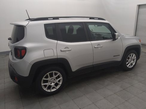 Used 2020 Jeep Renegade Latitude FWD image 10