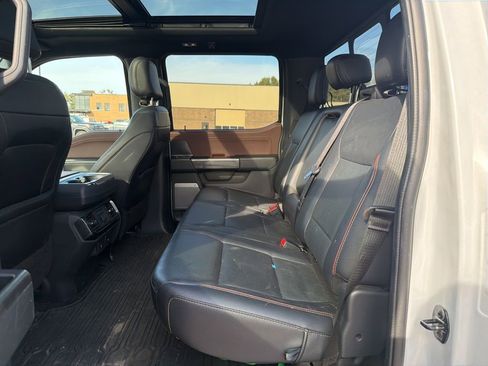 Used 2022 Ford F150 Lariat w/ Equipment Group 502A High image 8