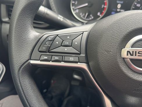 Used 2023 Nissan Sentra S image 21