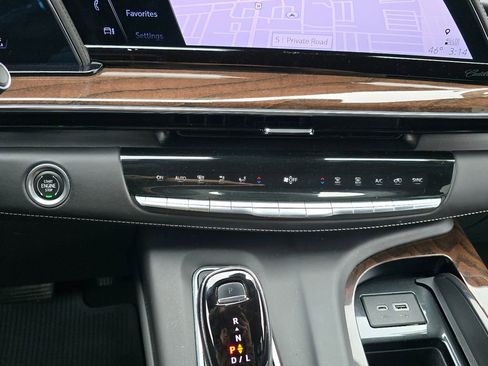 Used 2022 Cadillac Escalade Sport Platinum image 21