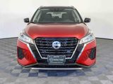 Used 2023 Nissan Kicks SV image 4