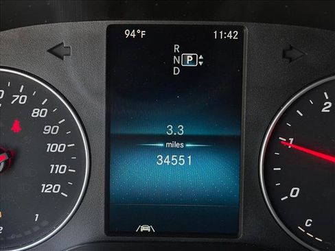Used 2024 Mercedes-Benz Sprinter 2500 image 11