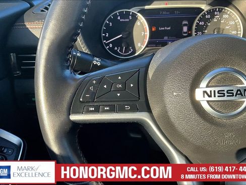 Used 2021 Nissan Sentra SR FWD image 11