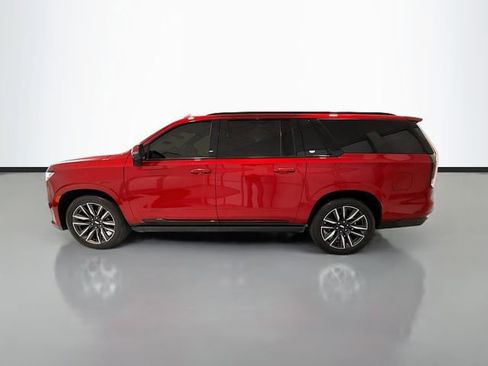 Used 2022 Cadillac Escalade ESV Sport Platinum AWD/4WD image 4