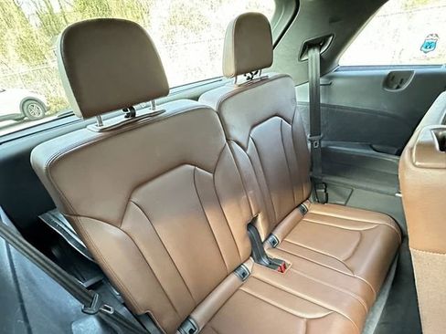 Used 2018 Audi Q7 3.0T Premium Plus w/ Premium Plus Package AWD/4WD image 46