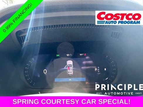 New 2026 Volvo XC60 B5 Plus w/ Protection Package Premier AWD/4WD image 18