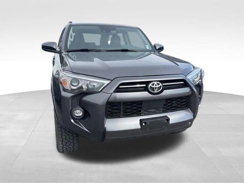 Used 2023 Toyota 4Runner SR5 AWD/4WD image 6
