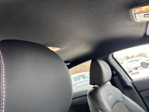 Used 2024 Kia Forte GT-Line image 17