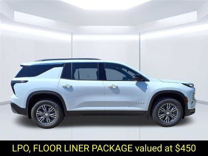 New 2027 Chevrolet Traverse LT w/ LPO, Floor Liner Package