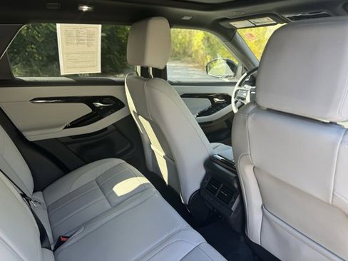 Used 2026 Land Rover Range Rover Evoque S image 18