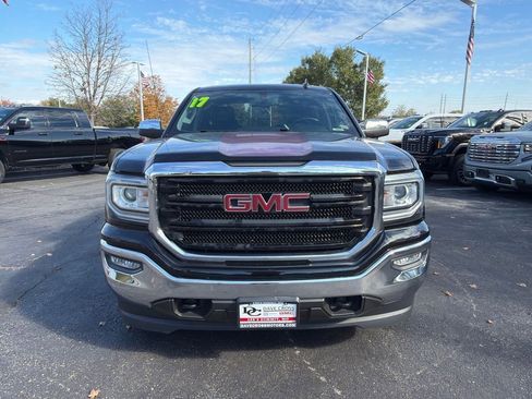 Used 2017 GMC Sierra 1500 SLT w/ SLT Premium Package image 2