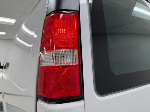 Used 2023 Chevrolet Express 2500 Work Van w/ Driver Convenience Package image 27