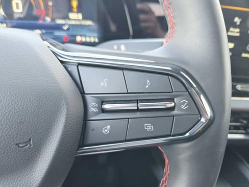 Used 2025 Chevrolet Equinox RS image 17