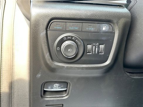 Used 2022 Jeep Grand Cherokee Overland image 31